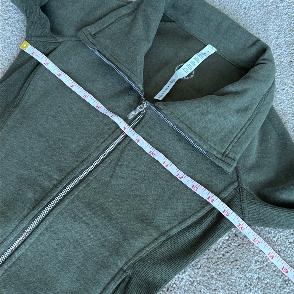 Lululemon Radiant Jacket II Heathered Fatigue Green - Picture 9 of 10